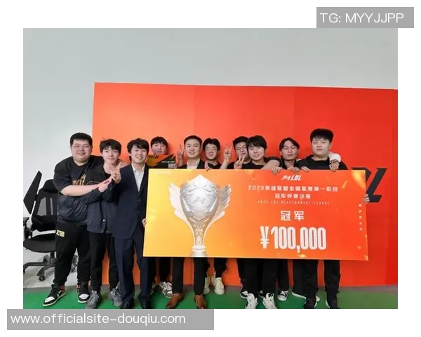 LNG战队在冠军杯积分榜中以68分稳居第一名展现强大实力 LNG战队在冠军杯积分榜中以68分稳居第一名展现强大实力